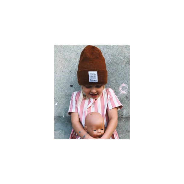 MADE BY SOMEONE WHO LOVES ME